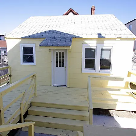 Shore Beach Houses - 38 D Lincoln Avenue